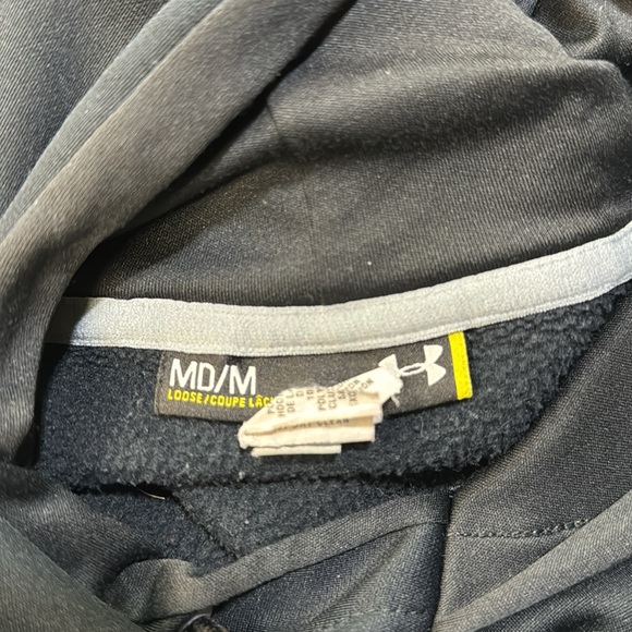 Under Armour Black Hoodie Medium - Picture 3 of 3
